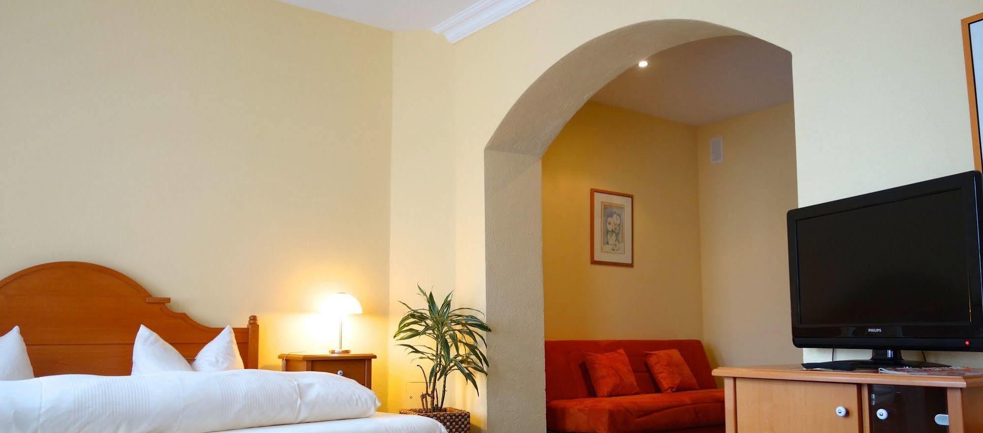 Romantik Hotel Villa Sayn Bendorf Ngoại thất bức ảnh